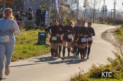 2025-11-30 Winterrung Graz Rentiere - DSC_0887